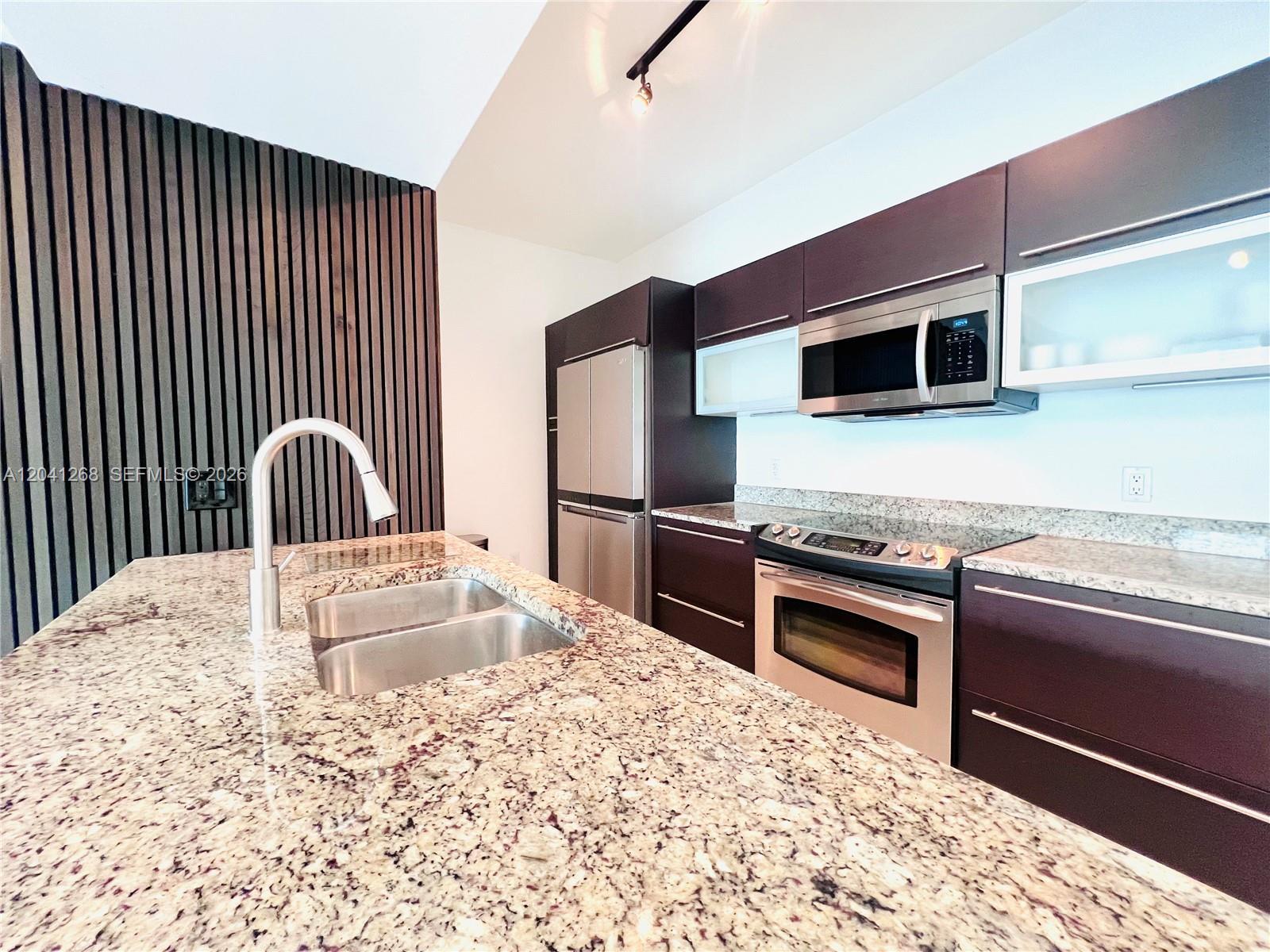 951 Brickell Ave # 3300, Miami FL 33131 photo 4