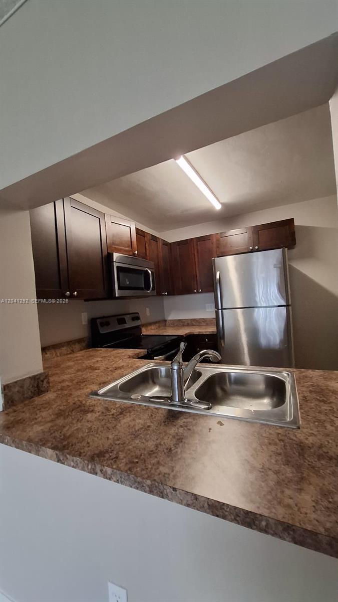 496 NW 165th St Rd # 612, Miami FL 33169 photo 2