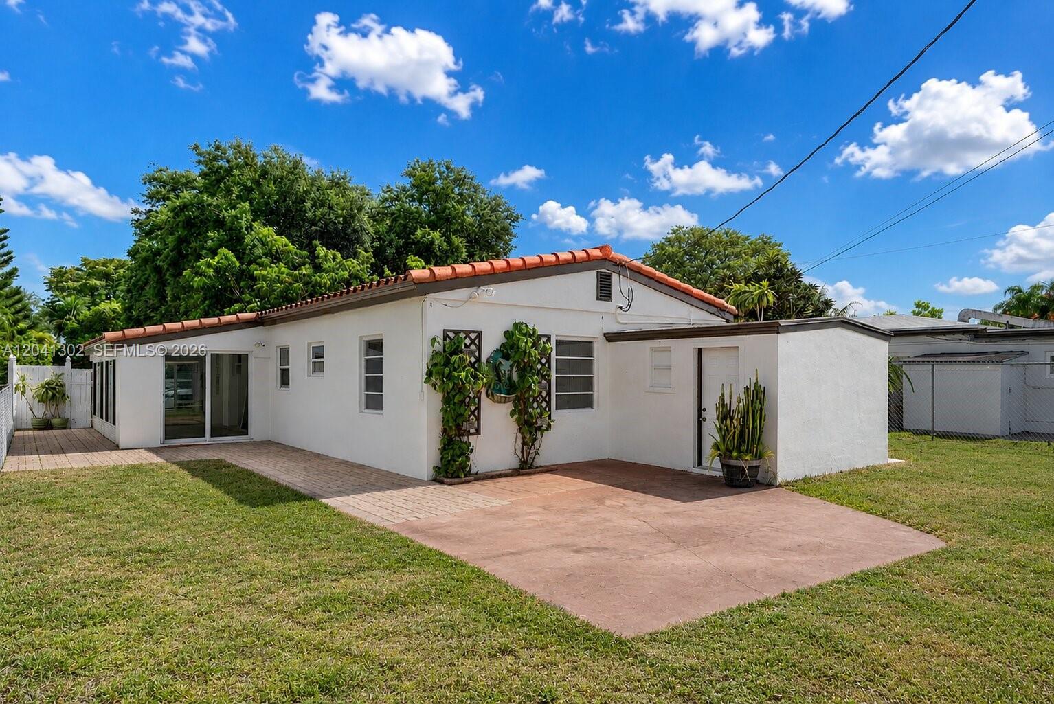 1980 NE 174th St, North Miami Beach FL 33162 photo 2