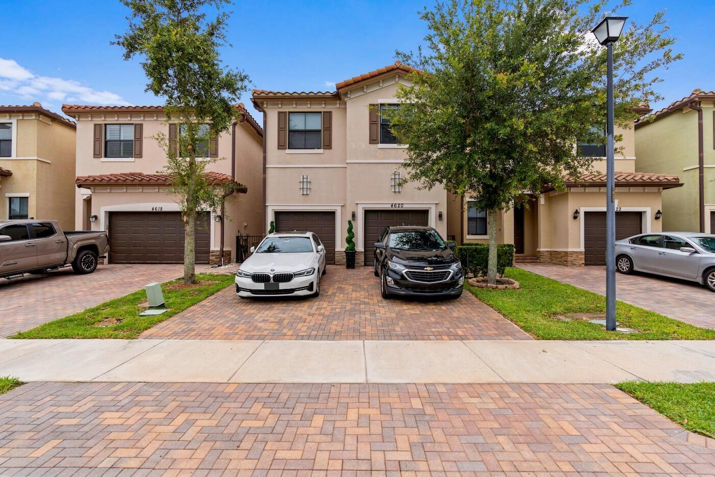 4620 NW 58th Street, Tamarac FL 33319