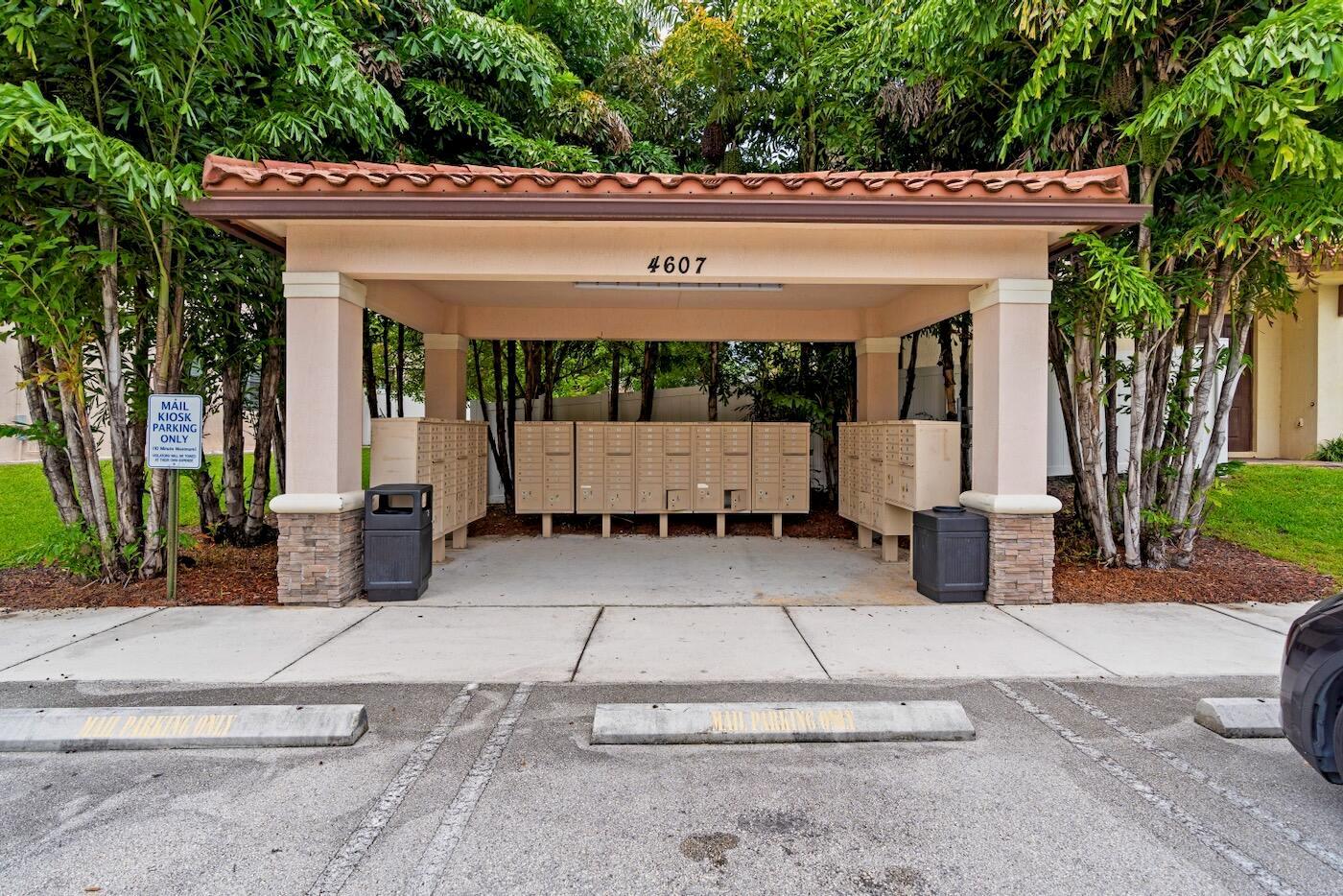 4620 NW 58th Street, Tamarac FL 33319 photo 4