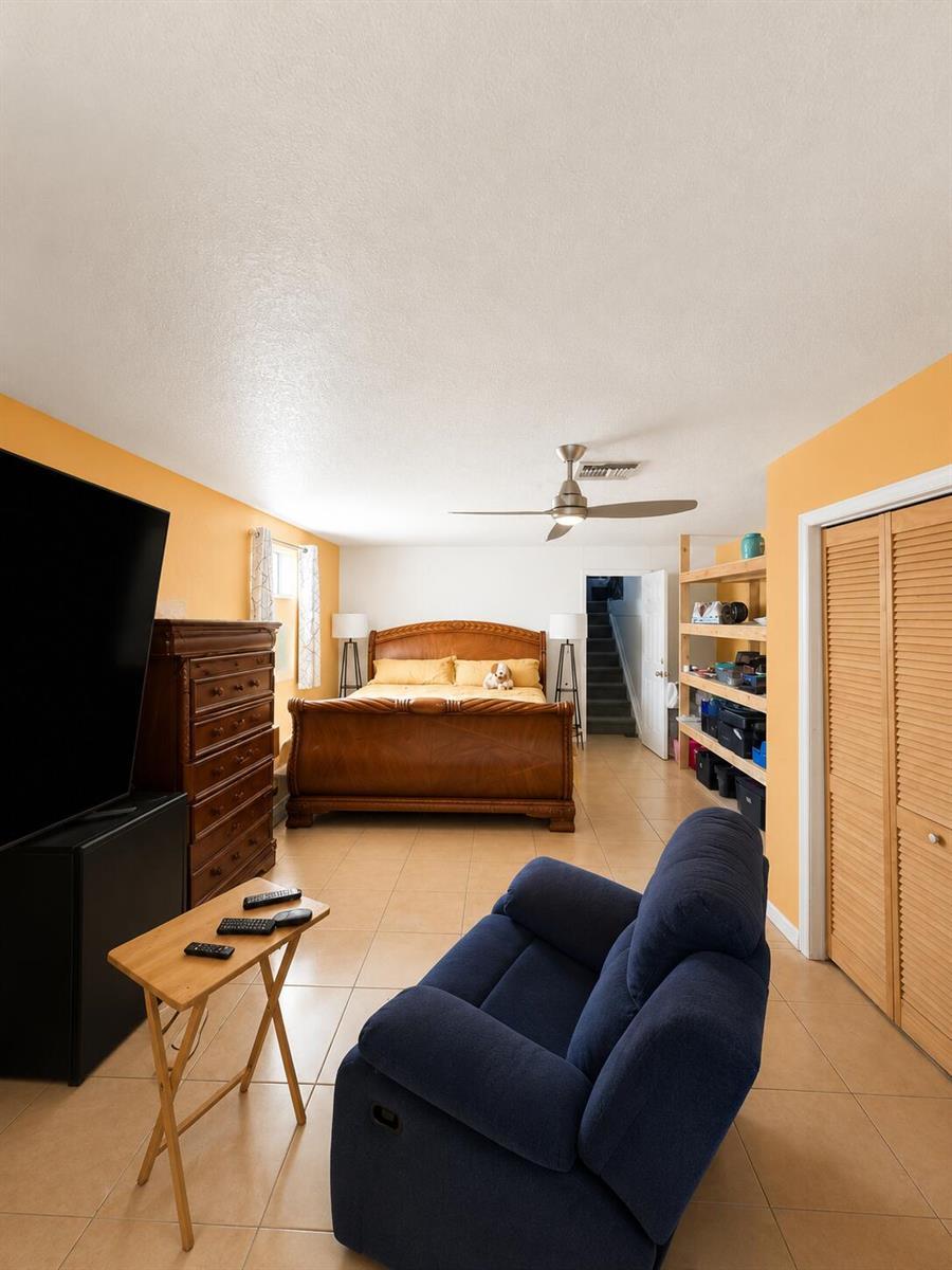 19720 NW 12th Court, Miami FL 33169 photo 5