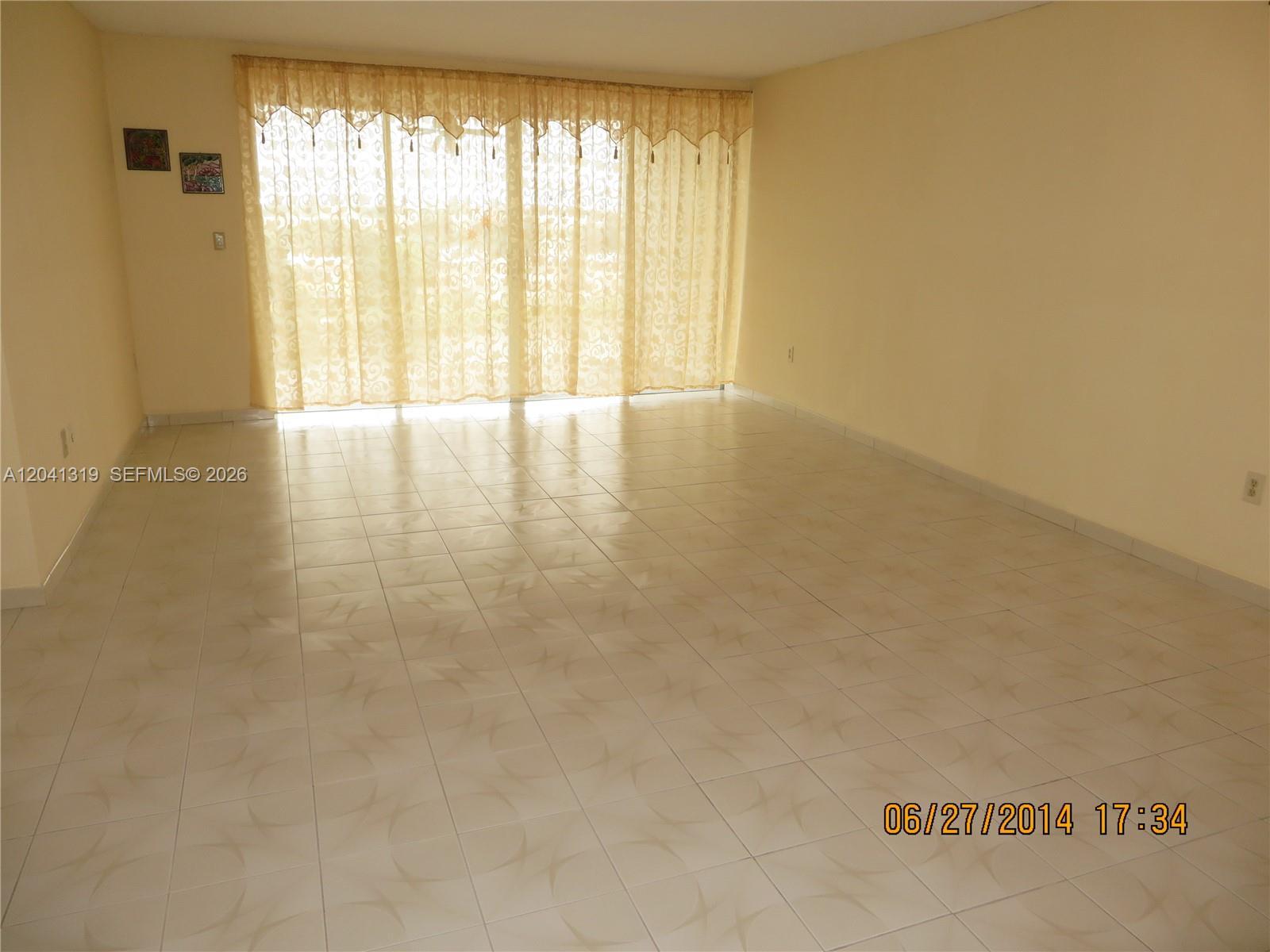 1750 NE 191st St # 4, Miami FL 33179 photo 4