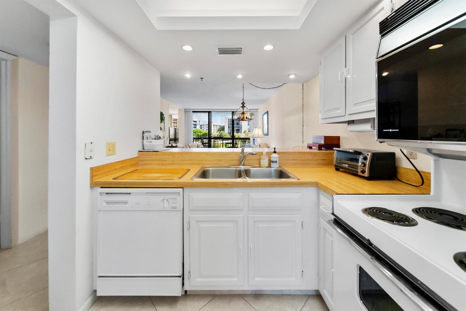 2687 N Ocean Boulevard # 303, Boca Raton FL 33431 photo 4