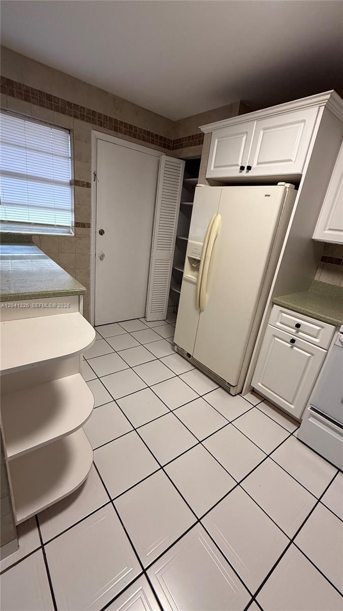 1770 NE 191st St # 1, Miami FL 33179 photo 4