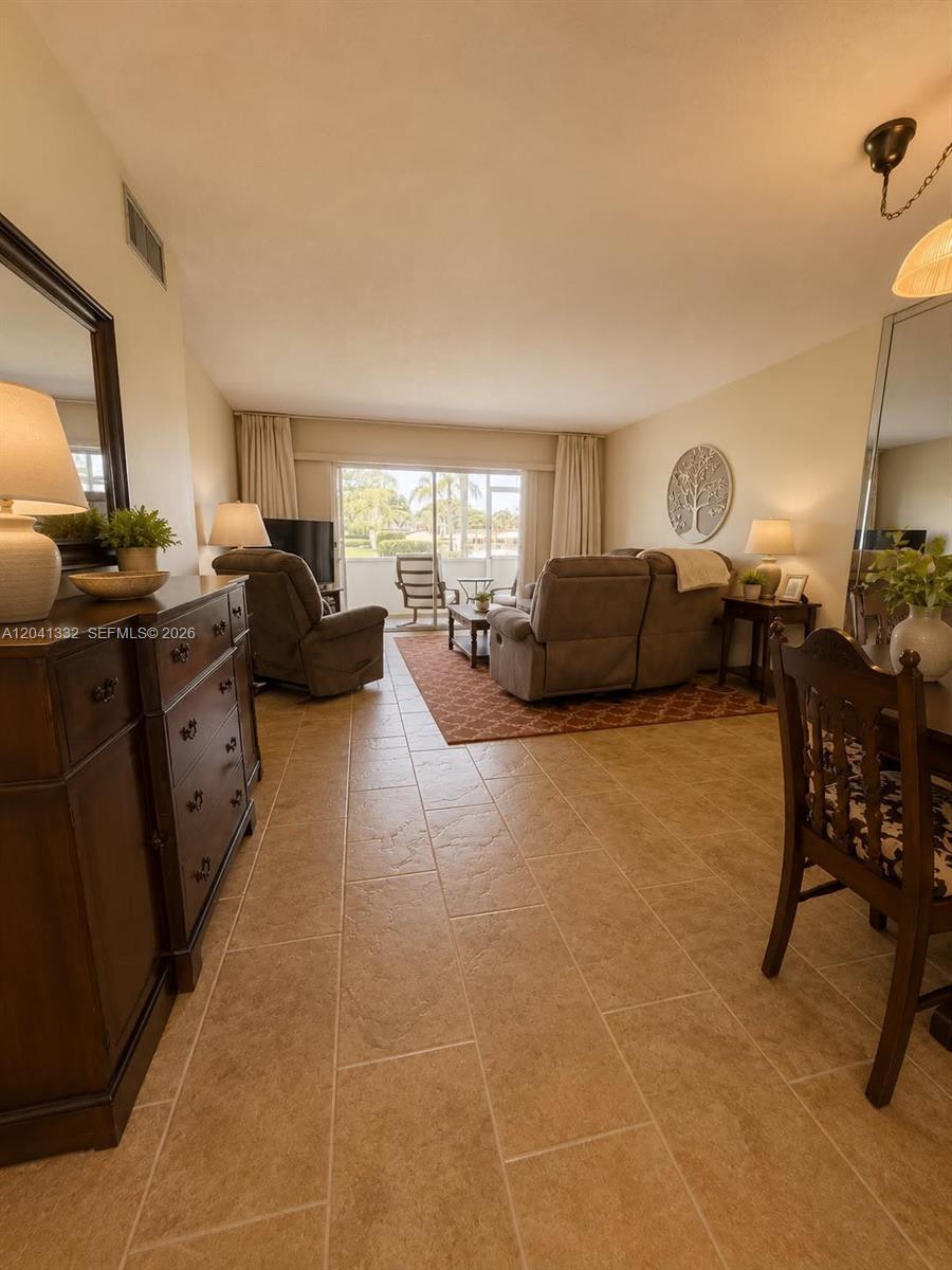 20 Abbey Ln # 101, Delray Beach FL 33446 photo 3