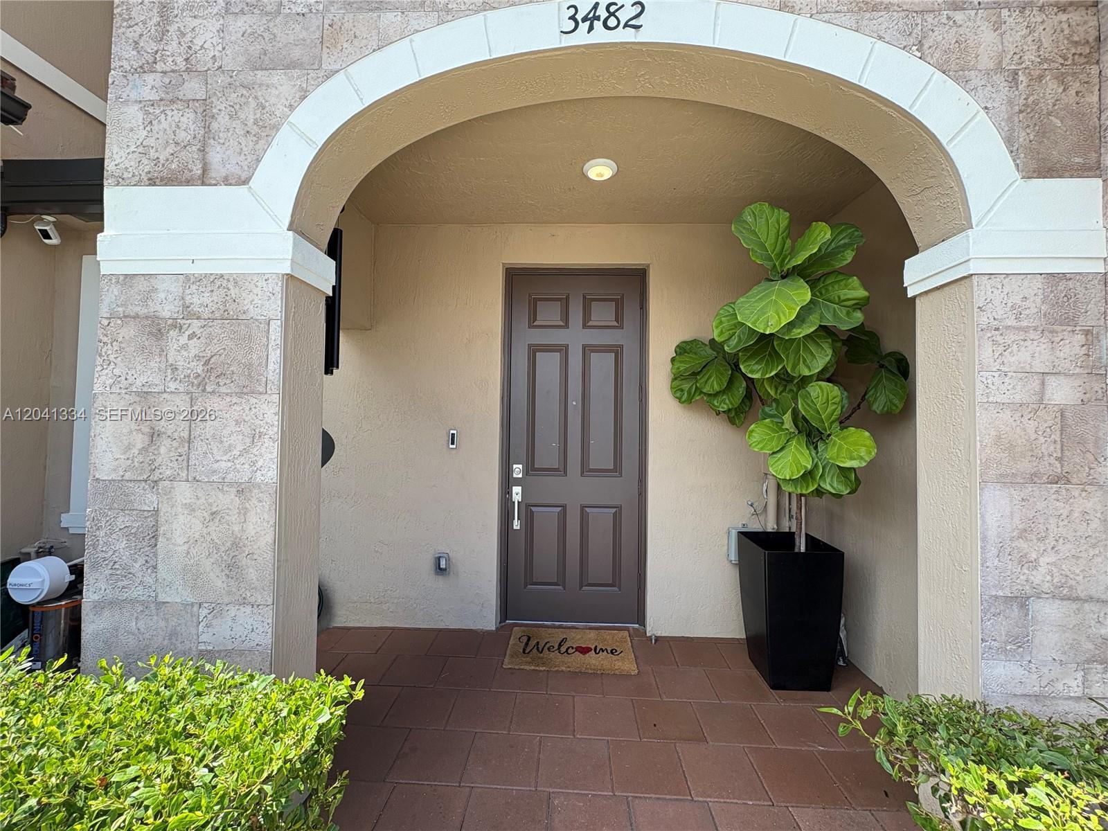 3482 W 114th Ter, Hialeah FL 33018 photo 2