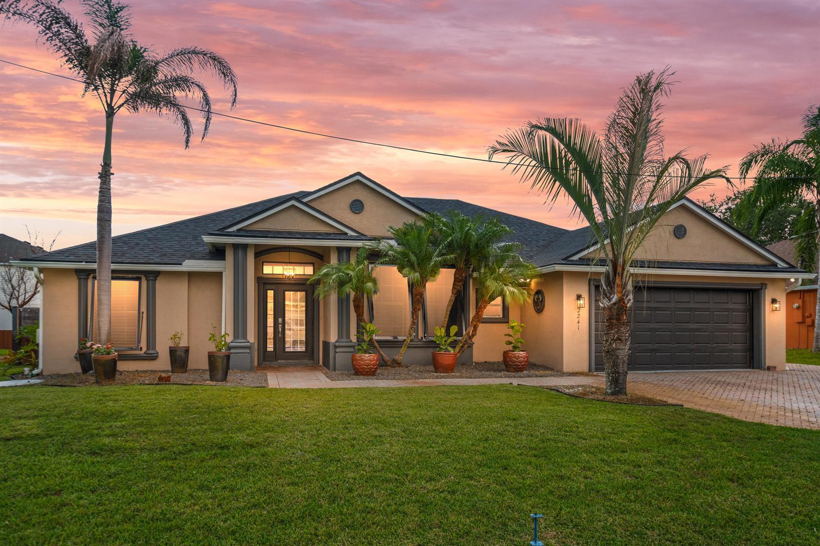 2241 SW Nightingale Terrace, Port St. Lucie FL 34953