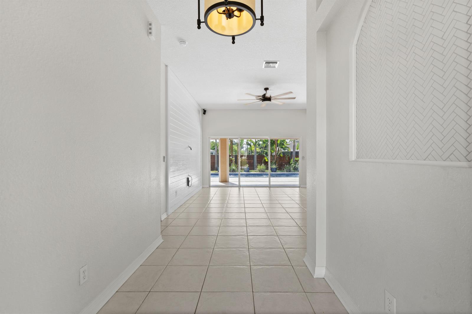 2241 SW Nightingale Terrace, Port St. Lucie FL 34953 photo 4