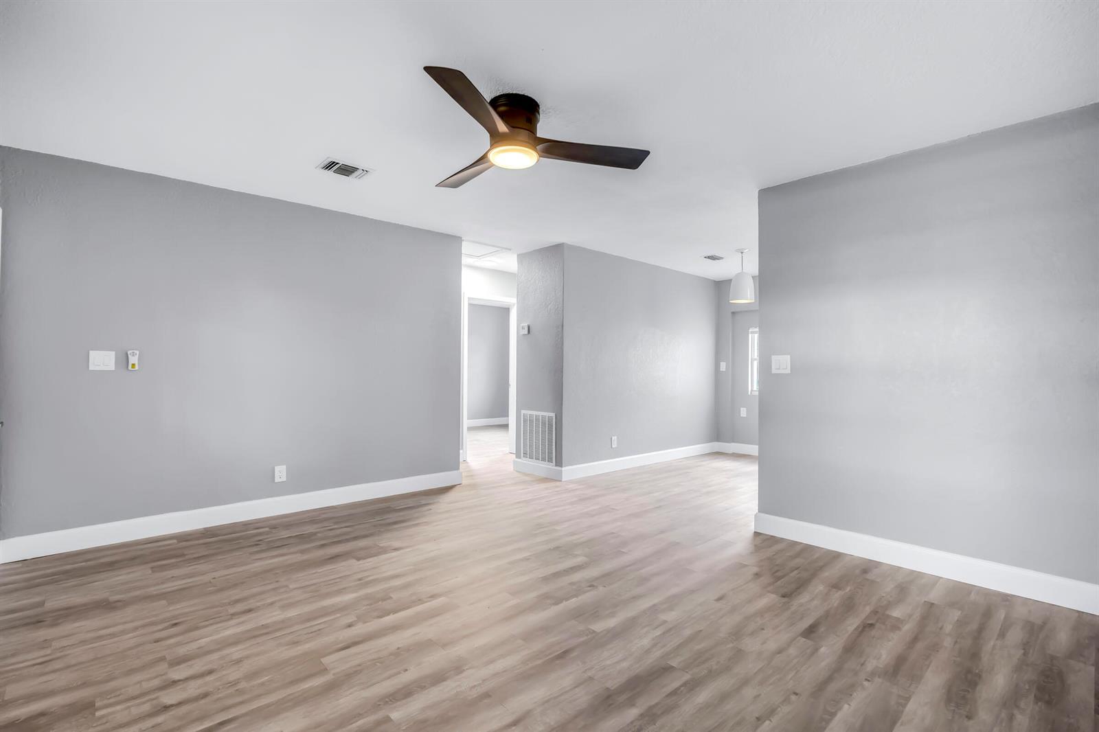 1523 SW 68th Way, North Lauderdale FL 33068 photo 5