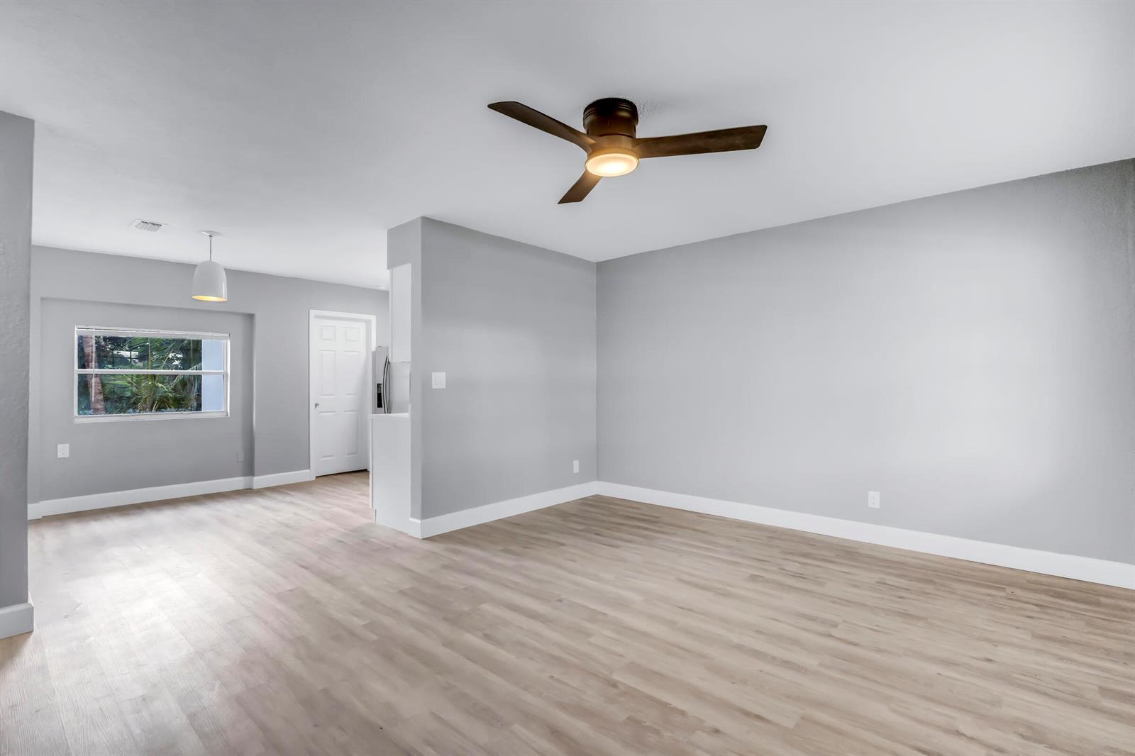 1523 SW 68th Way, North Lauderdale FL 33068 photo 4