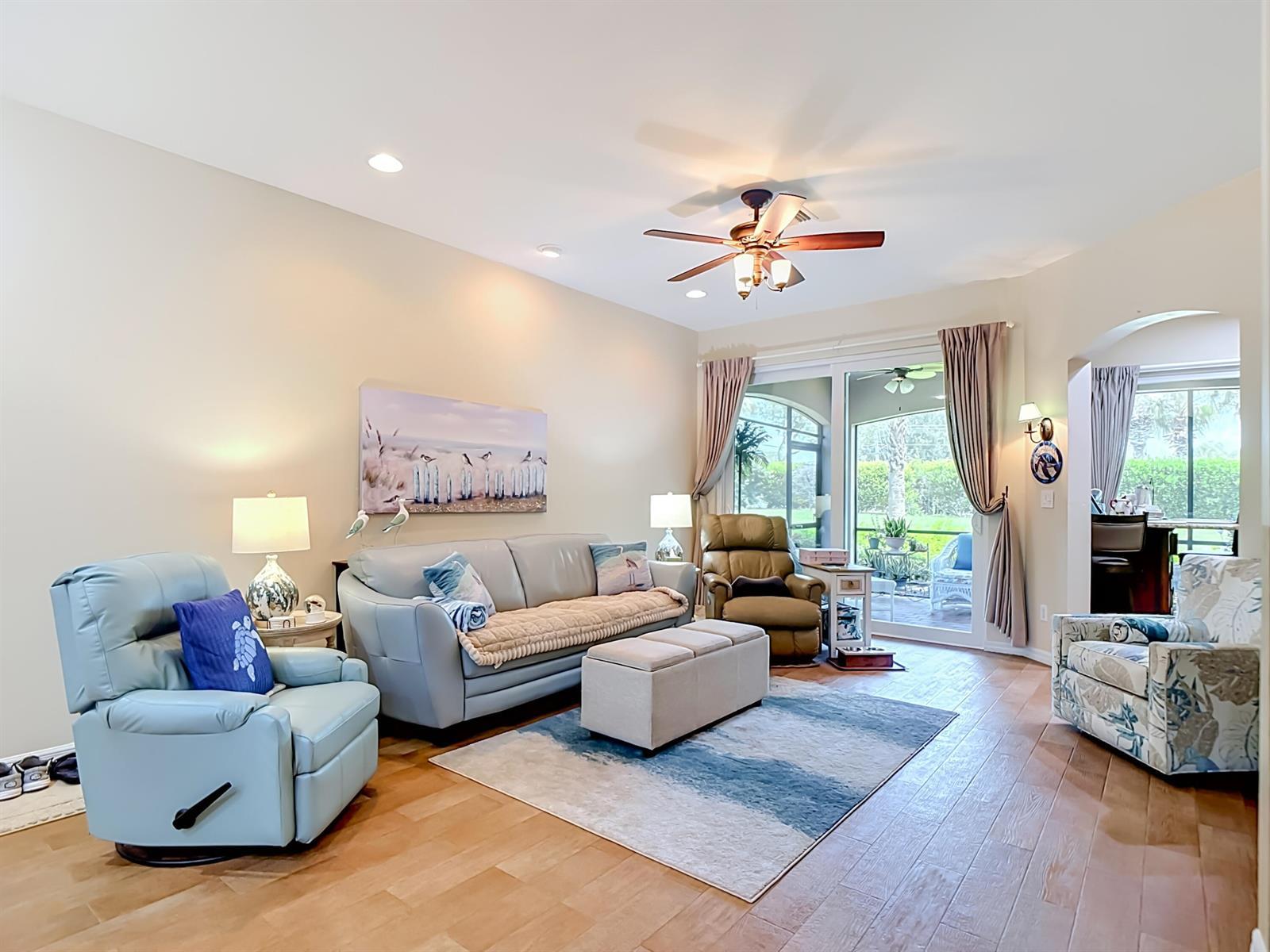 2401 Caslotti Way, Cape Coral FL 33909 photo 5