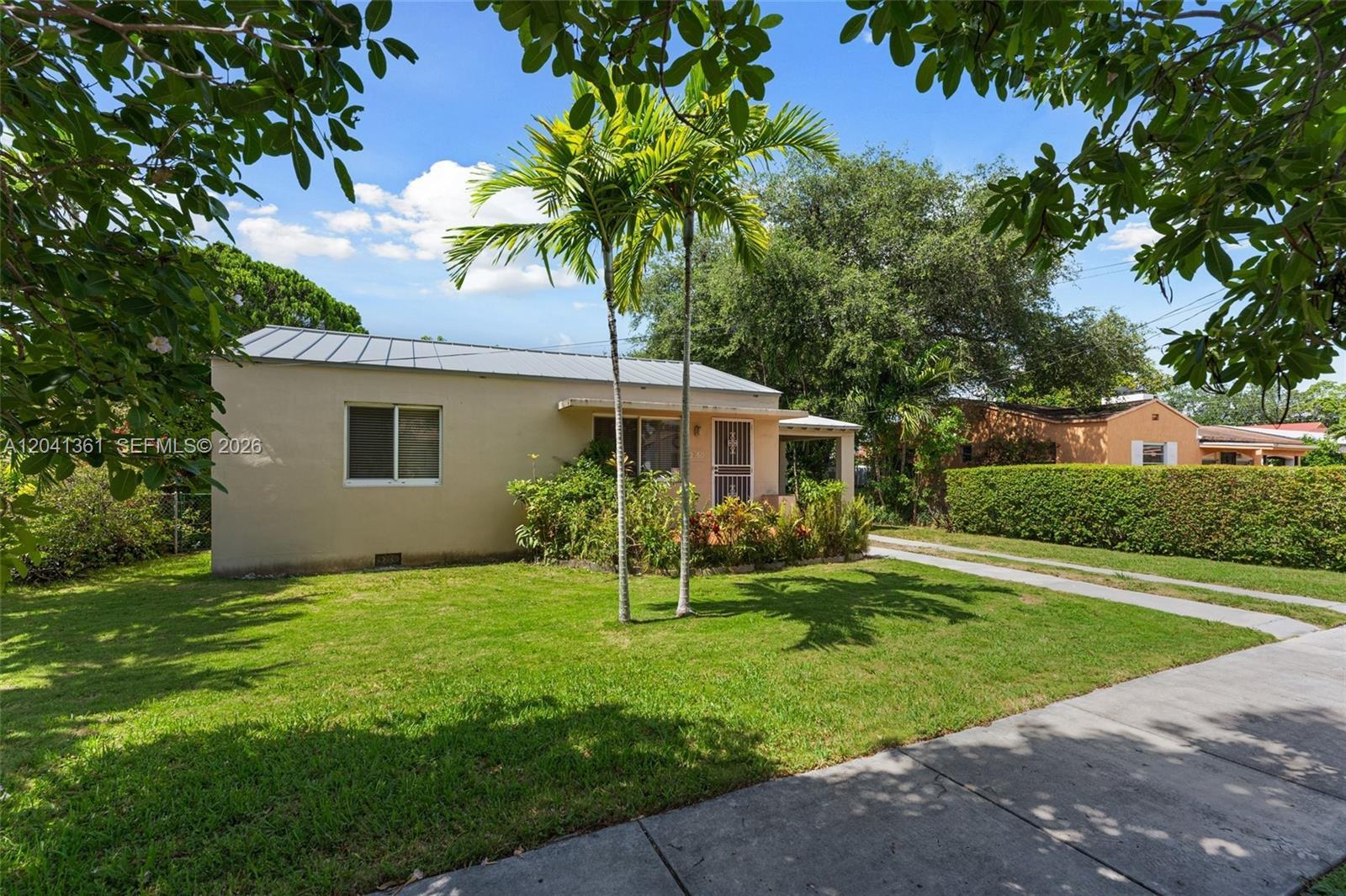 2750 NW 4th St, Miami FL 33125 photo 5