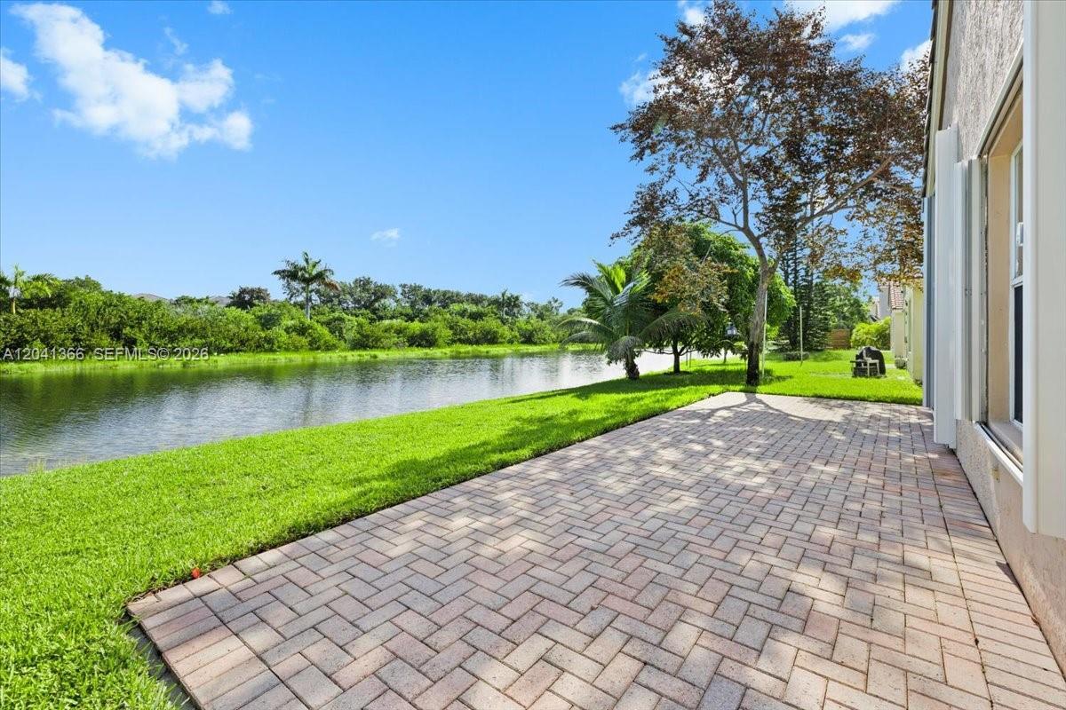16309 SW 27th St, Miramar FL 33027 photo 2