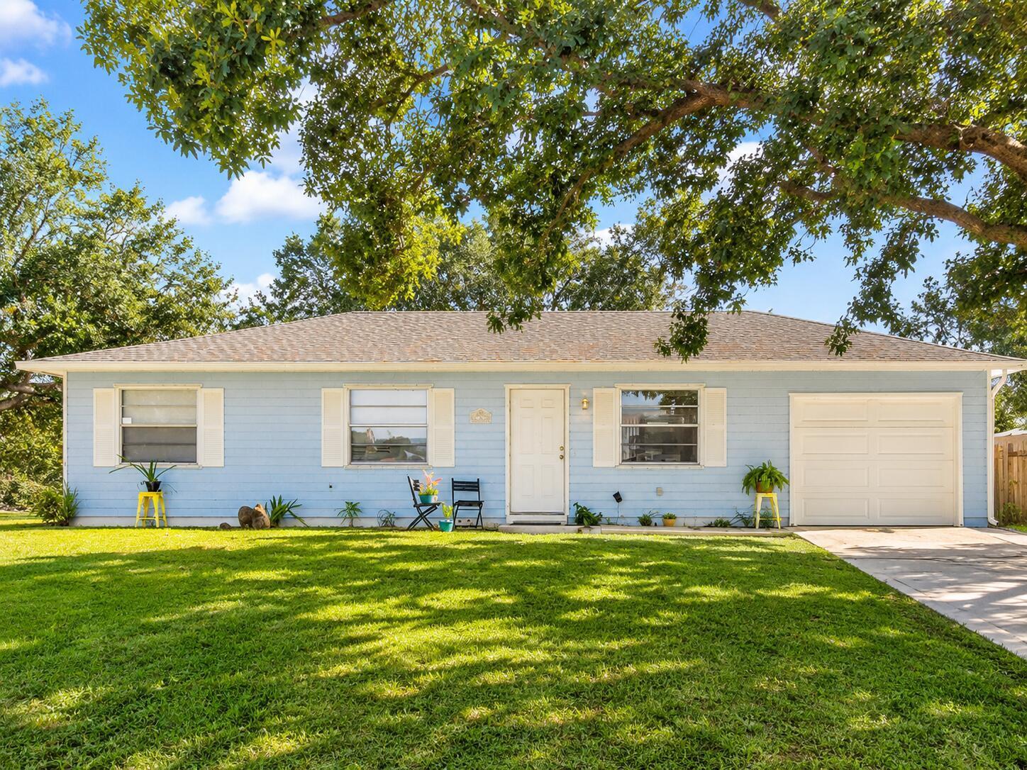 1102 SW Arc Court, Port St. Lucie FL 34953