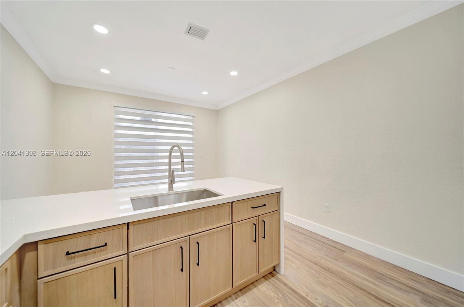 17620 NW 73rd Ave # 17, Hialeah FL 33015 photo 4