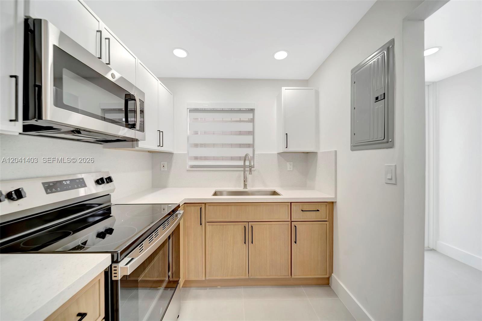 1083 W 38th St # 8, Hialeah FL 33012 photo 4