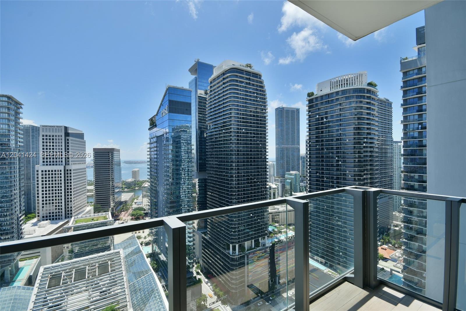 88 SW 7th St # 3309, Miami FL 33130 photo 4