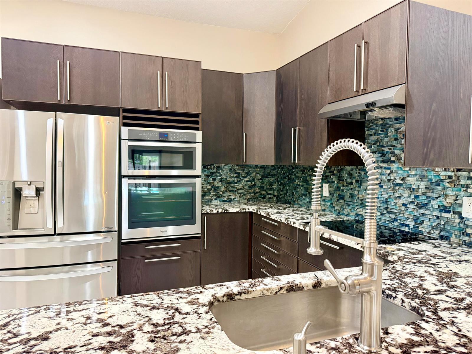 11137 NW 38th Place, Sunrise FL 33351 photo 4