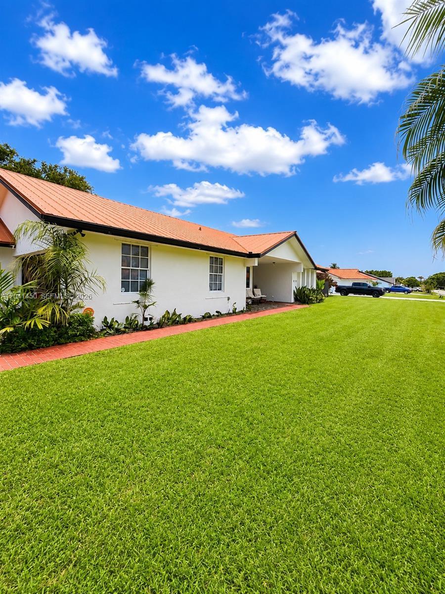 18740 SW 294th Ter, Homestead FL 33030 photo 4