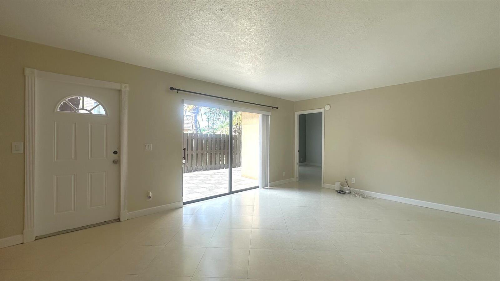 303 Waterview Drive, Palm Springs FL 33461 photo 5