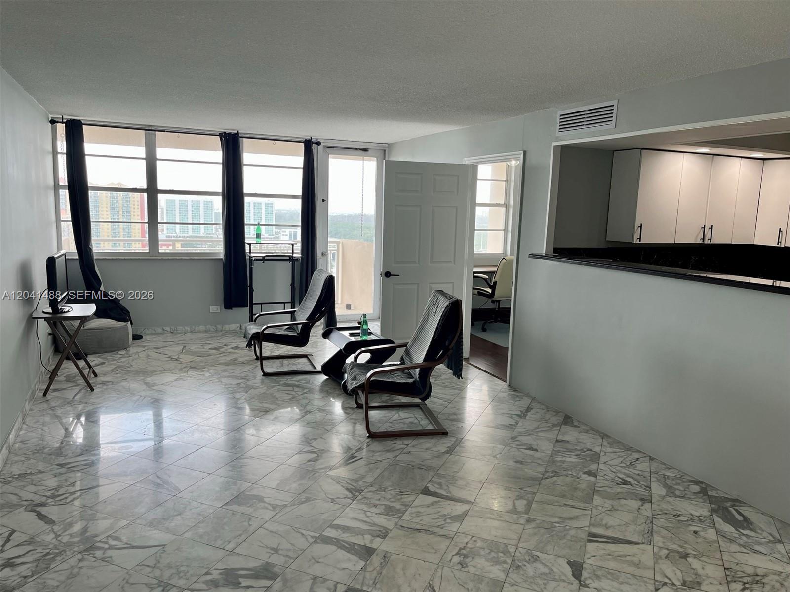 250 174th St # 2301, Sunny Isles Beach FL 33160 photo 4