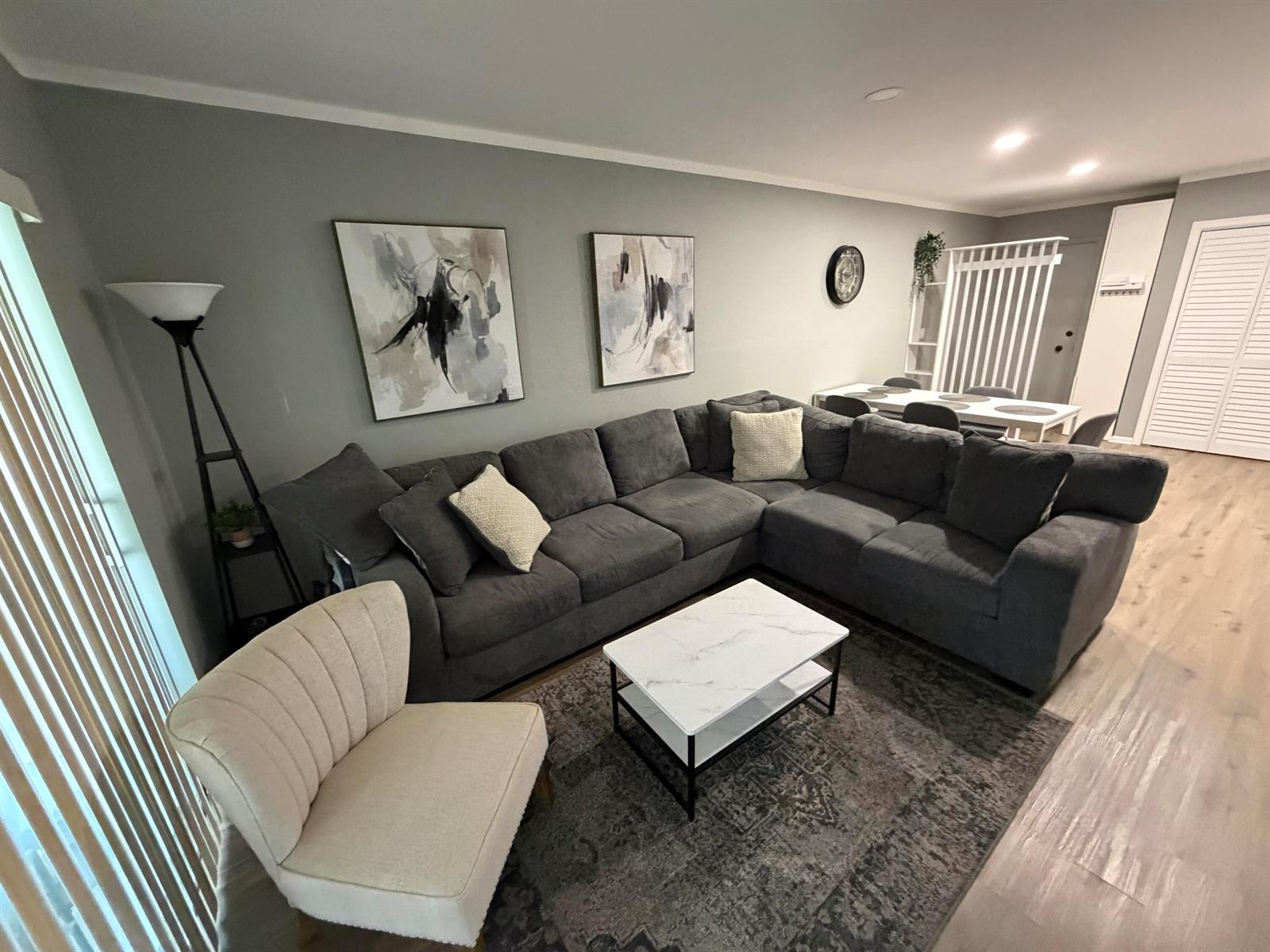 2210 NE 67th Street # 1230, Fort Lauderdale FL 33308