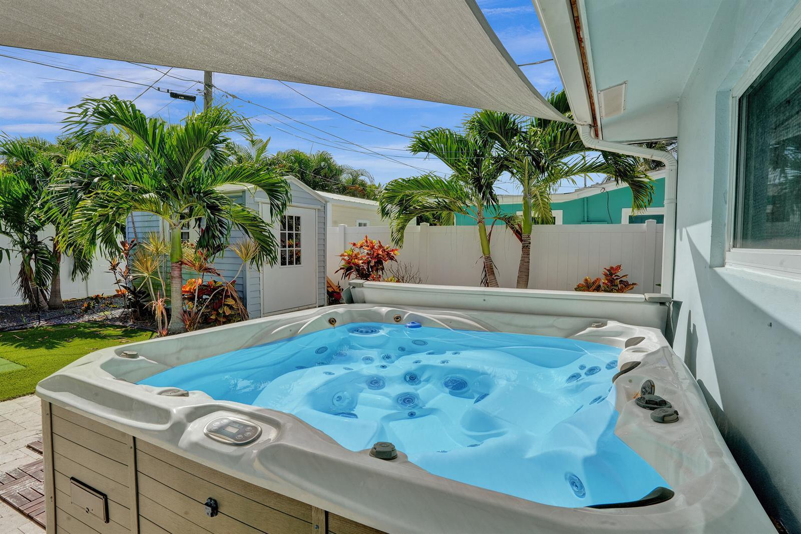 604 NE 25th Avenue, Pompano Beach FL 33062 photo 2