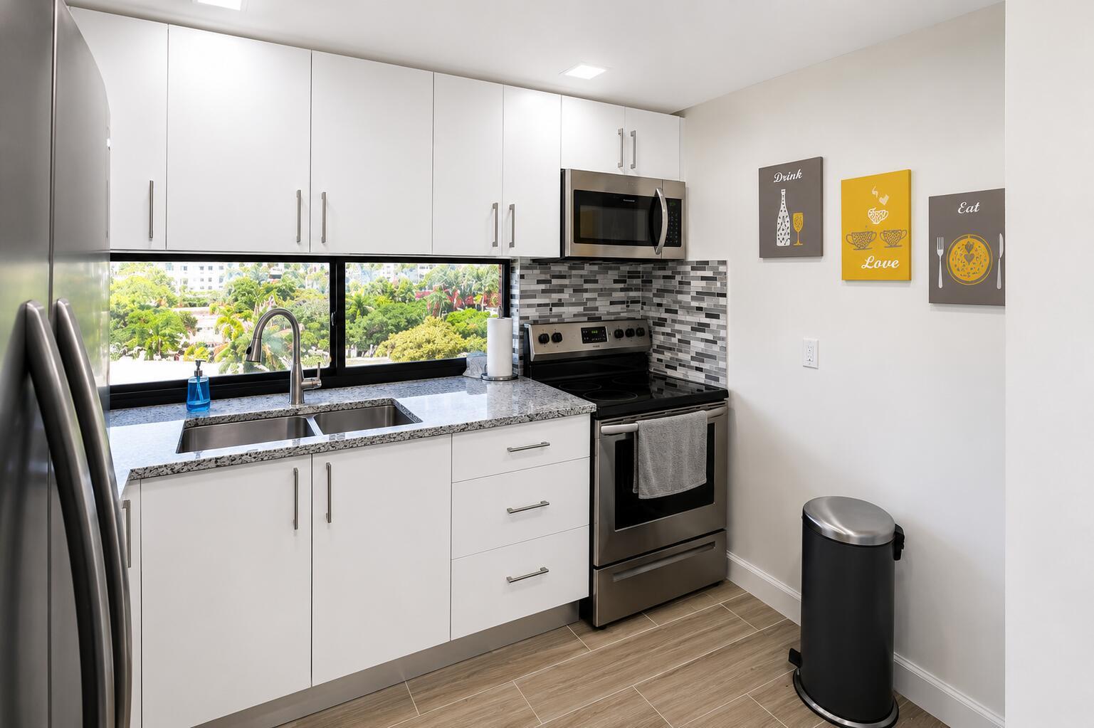 17021 N Bay Road # 816, Sunny Isles Beach FL 33160 photo 3