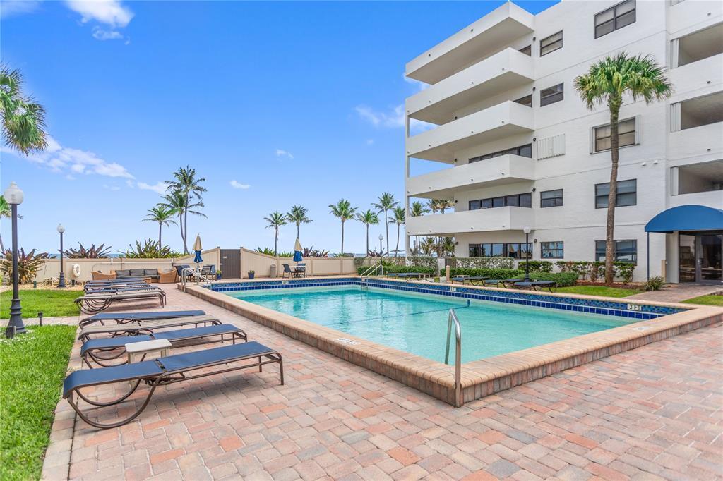 330 SE 20th Avenue # 416, Deerfield Beach FL 33441 photo 4