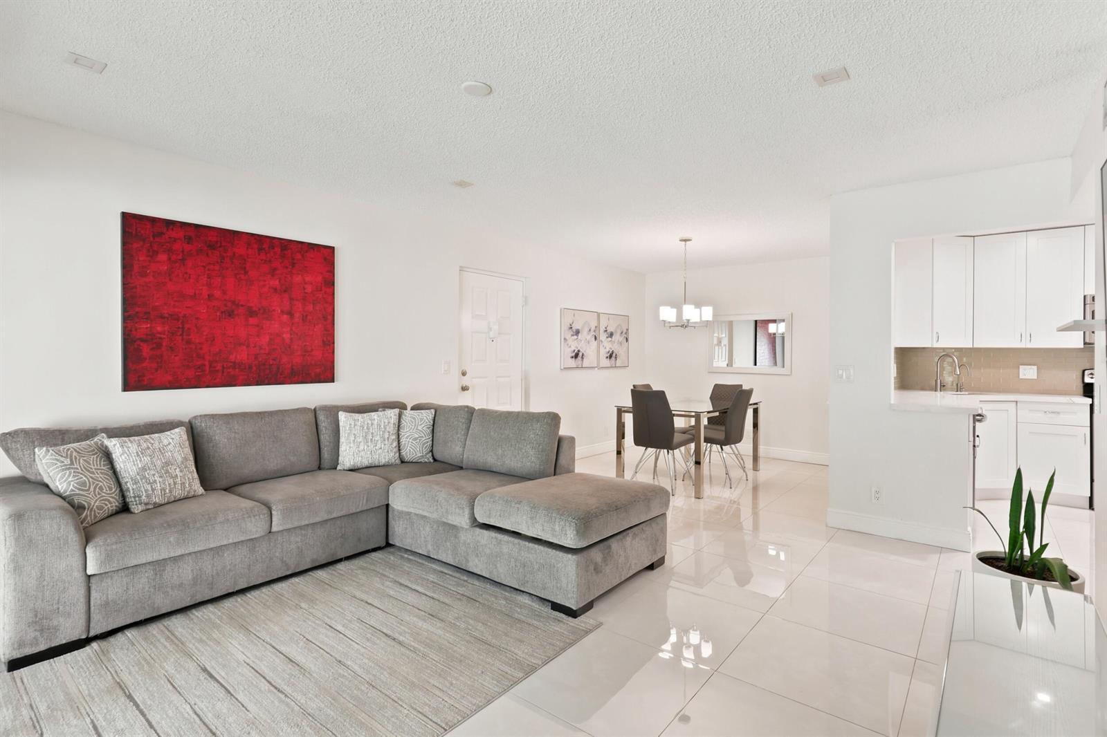 609 Sea Pine Way # F2, FL 33415