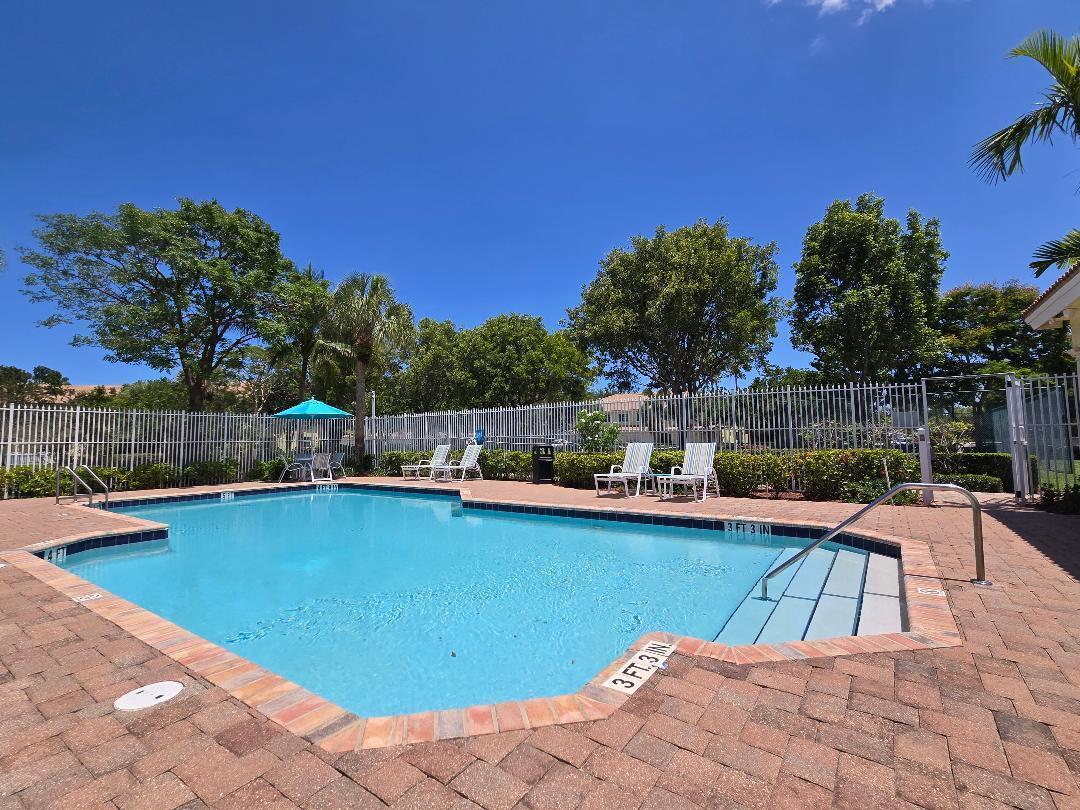 921 Imperial Lake Road, West Palm Beach FL 33413 photo 3