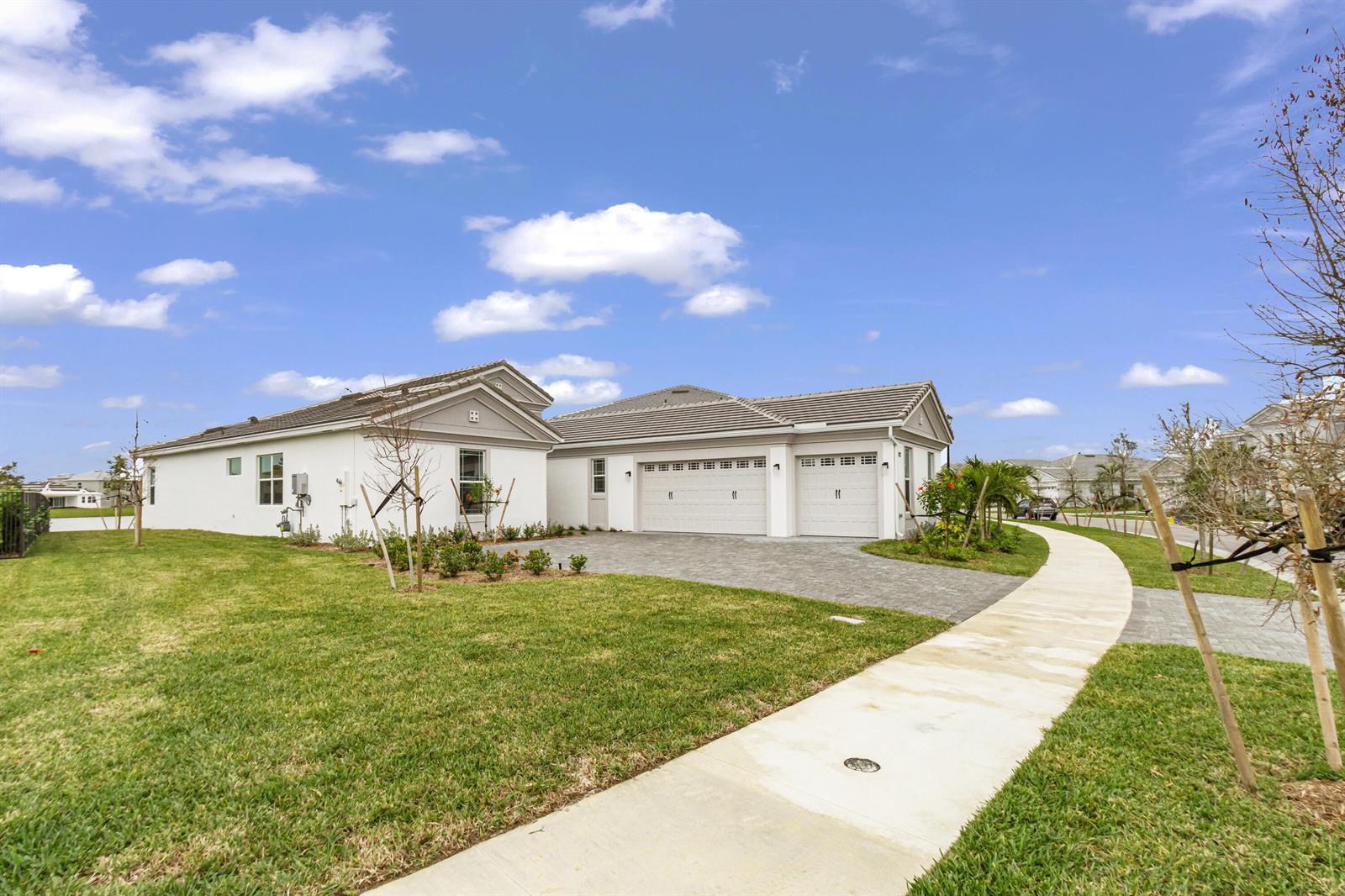5182 Liberty Lane, Westlake FL 33470 photo 3