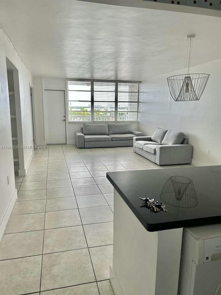2016 Bay Dr # 602, Miami Beach FL 33141 photo 4