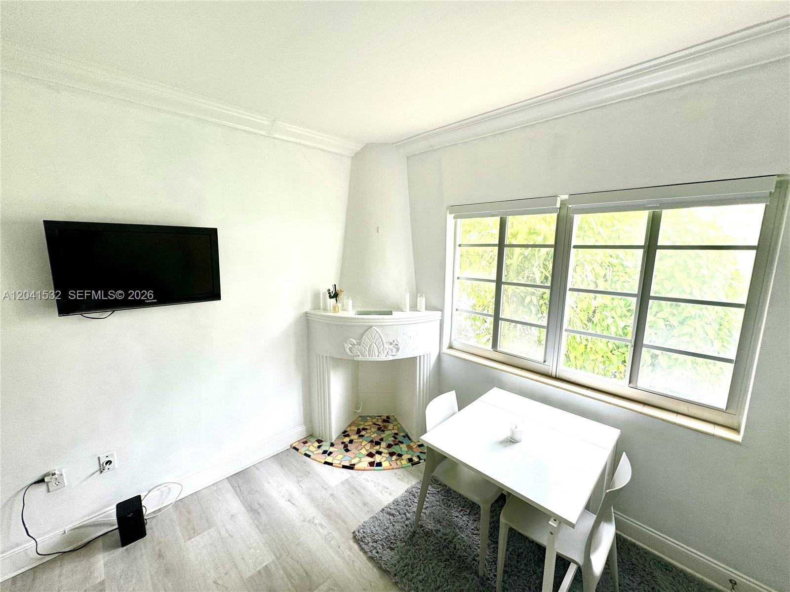 1341 Meridian Ave # 204, Miami Beach FL 33139 photo 3