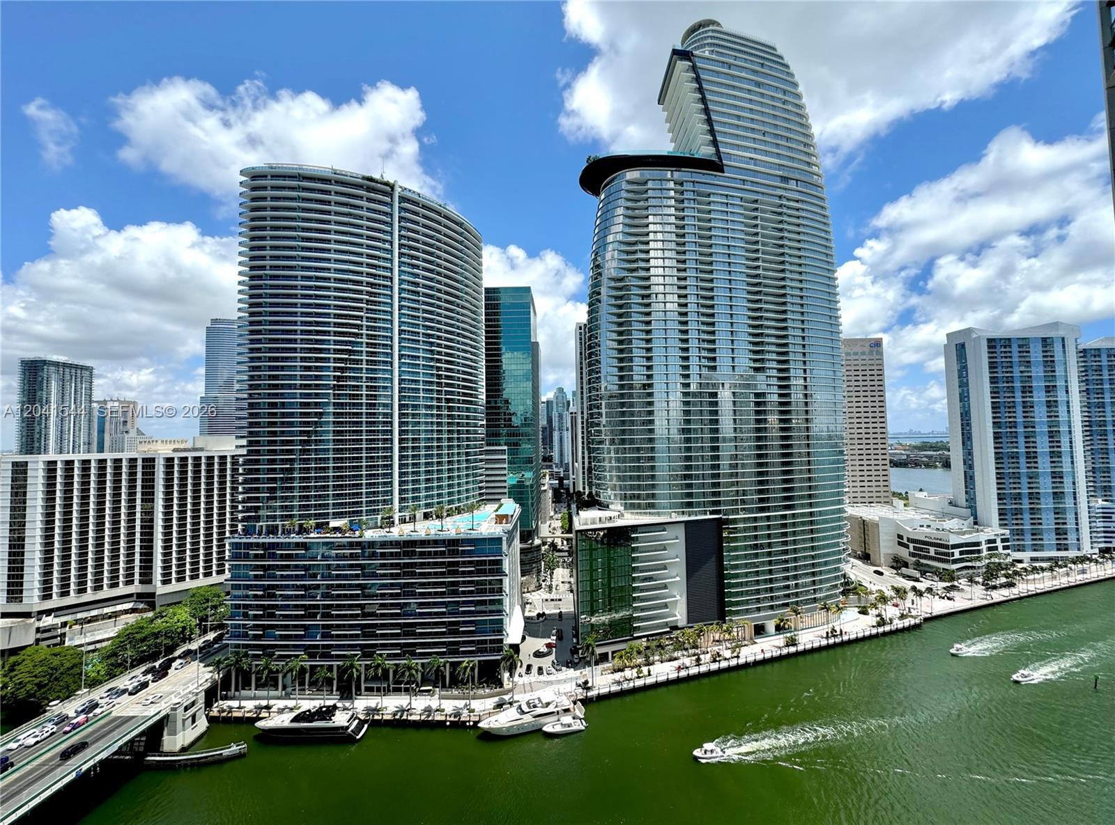 475 Brickell Ave # 2512, Miami FL 33131 photo 2