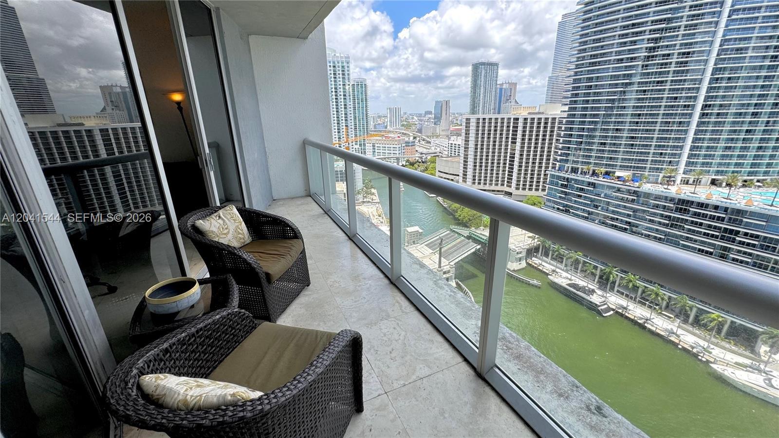 475 Brickell Ave # 2512, Miami FL 33131 photo 5