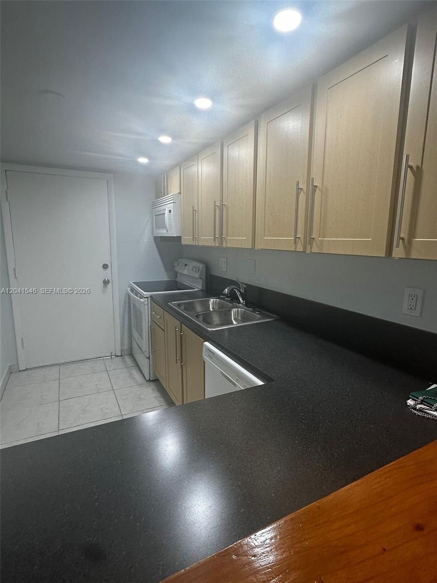 8101 SW 73rd Ave # 09, Miami FL 33143 photo 5