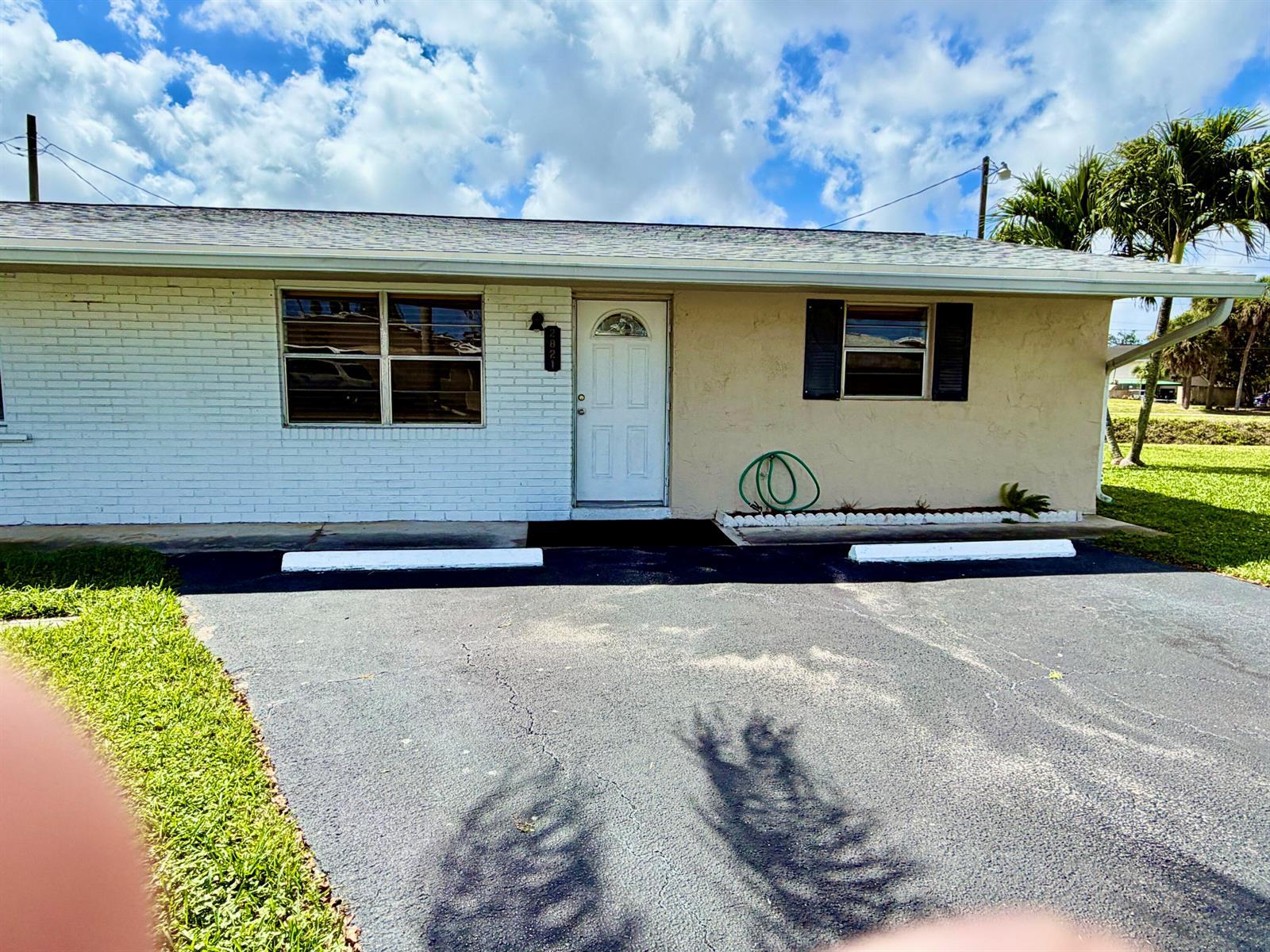 2821 Duke Lane, Delray Beach FL 33445 photo 3
