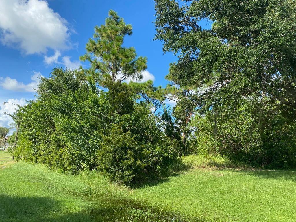 7066 Bargello Street, Englewood FL 34224 photo 2