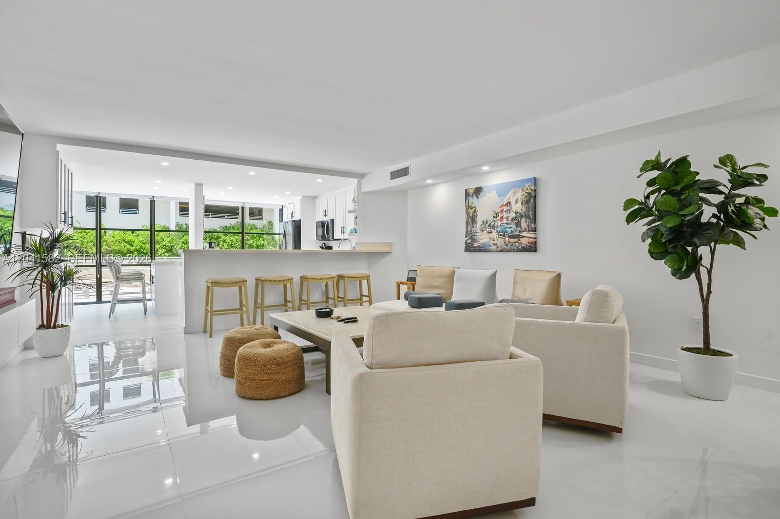 6423 Collins Ave # 203, Miami Beach FL 33141 photo 4