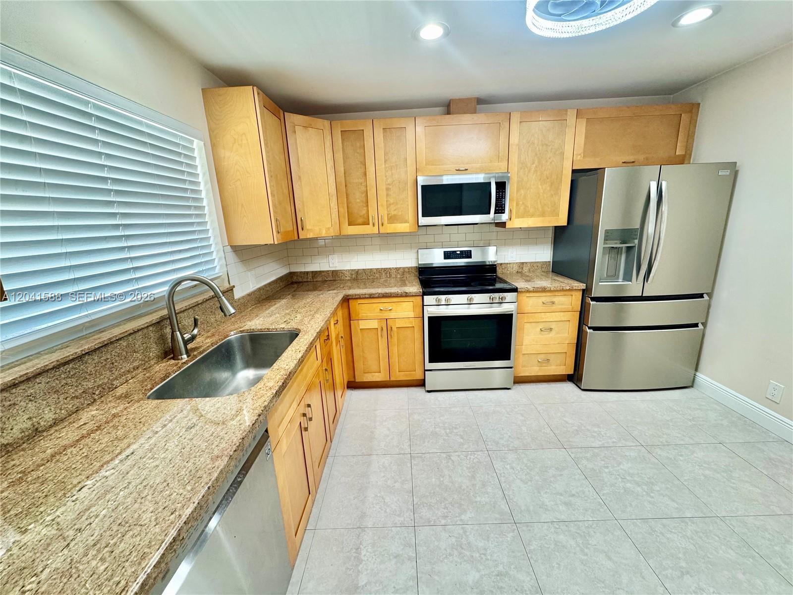 1940 NE 34th Ct # 1950, Lighthouse Point FL 33064 photo 2