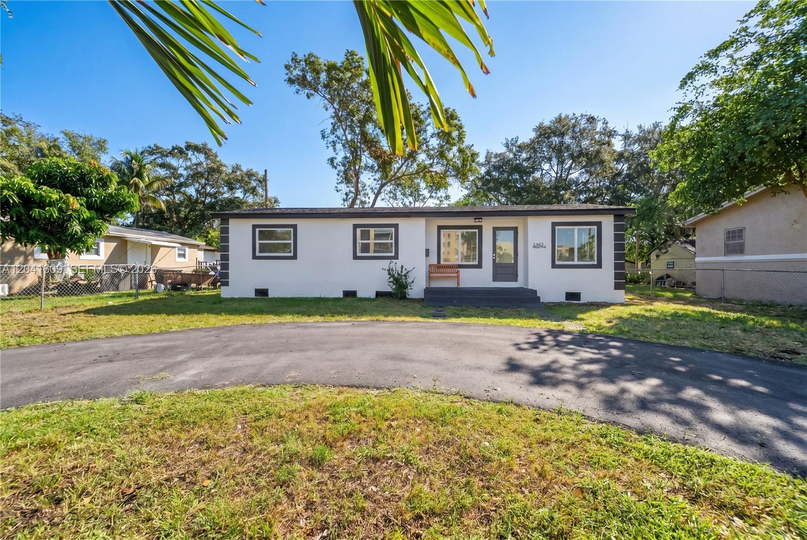 2440 NW 31st Ave, Fort Lauderdale FL 33311 photo 4