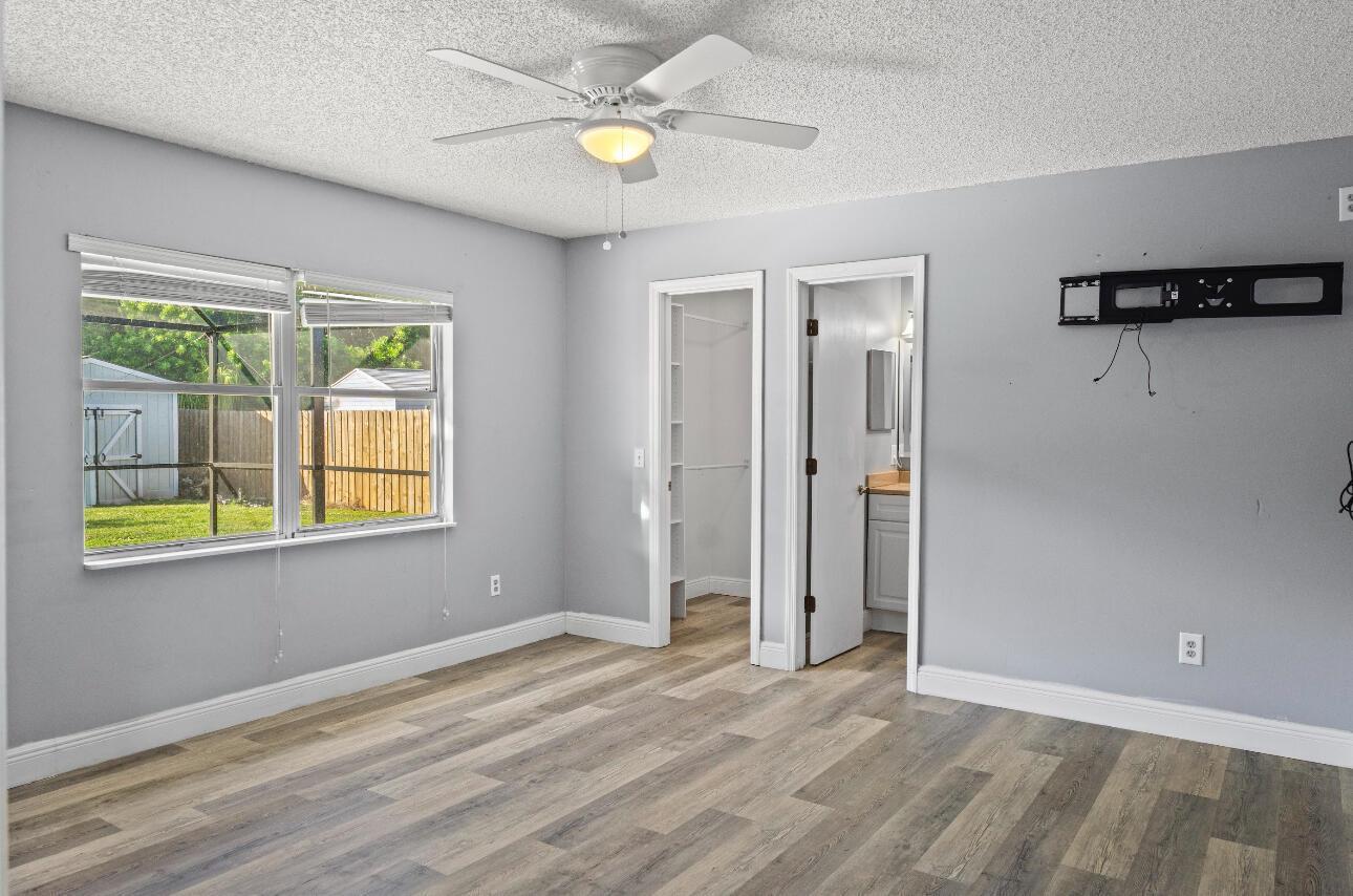 2230 SE Dill Lane, Port St. Lucie FL 34952 photo 5