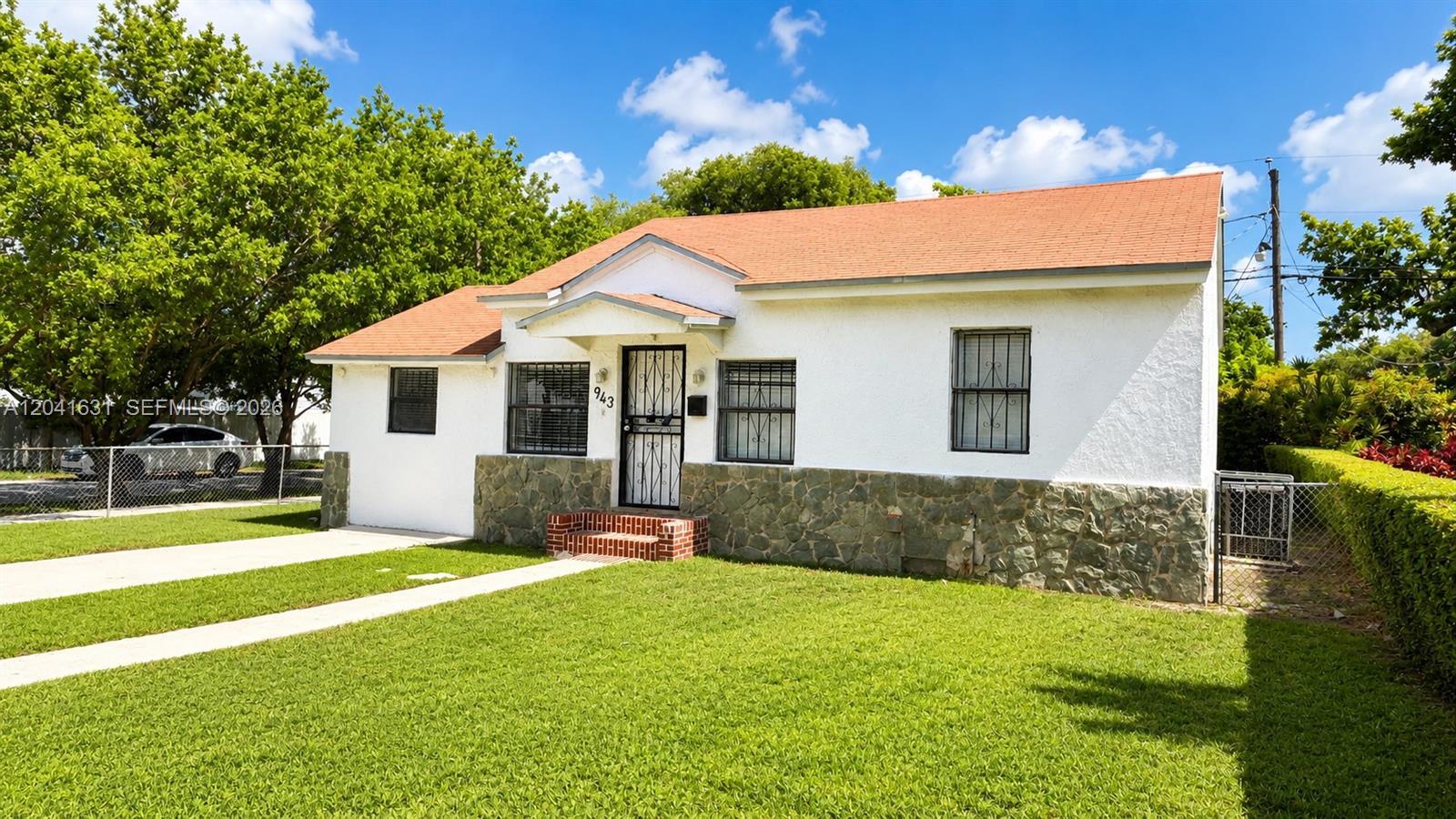 943 NW 63rd St, Miami FL 33150