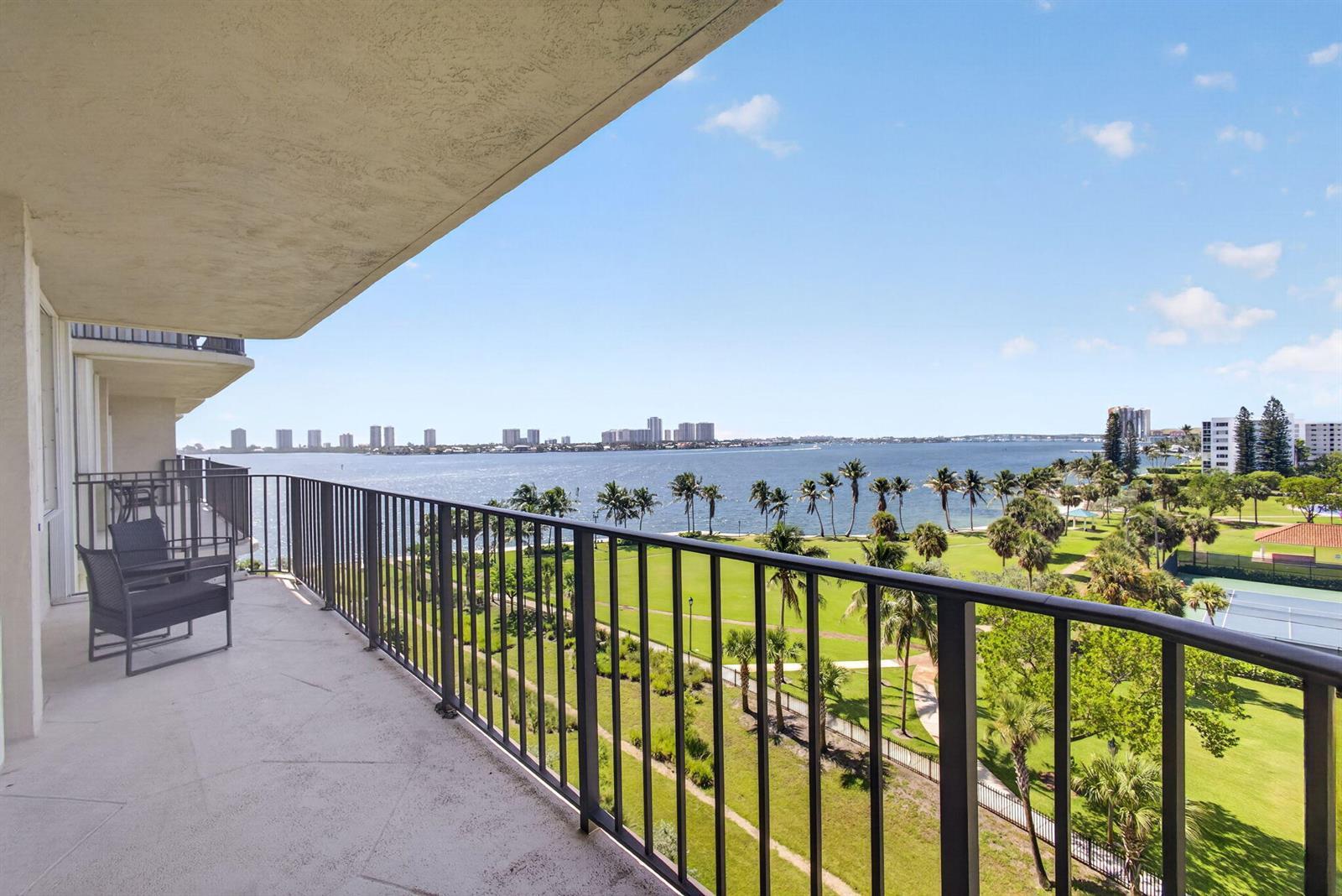801 Lake Shore Drive # 716, Lake Park FL 33403