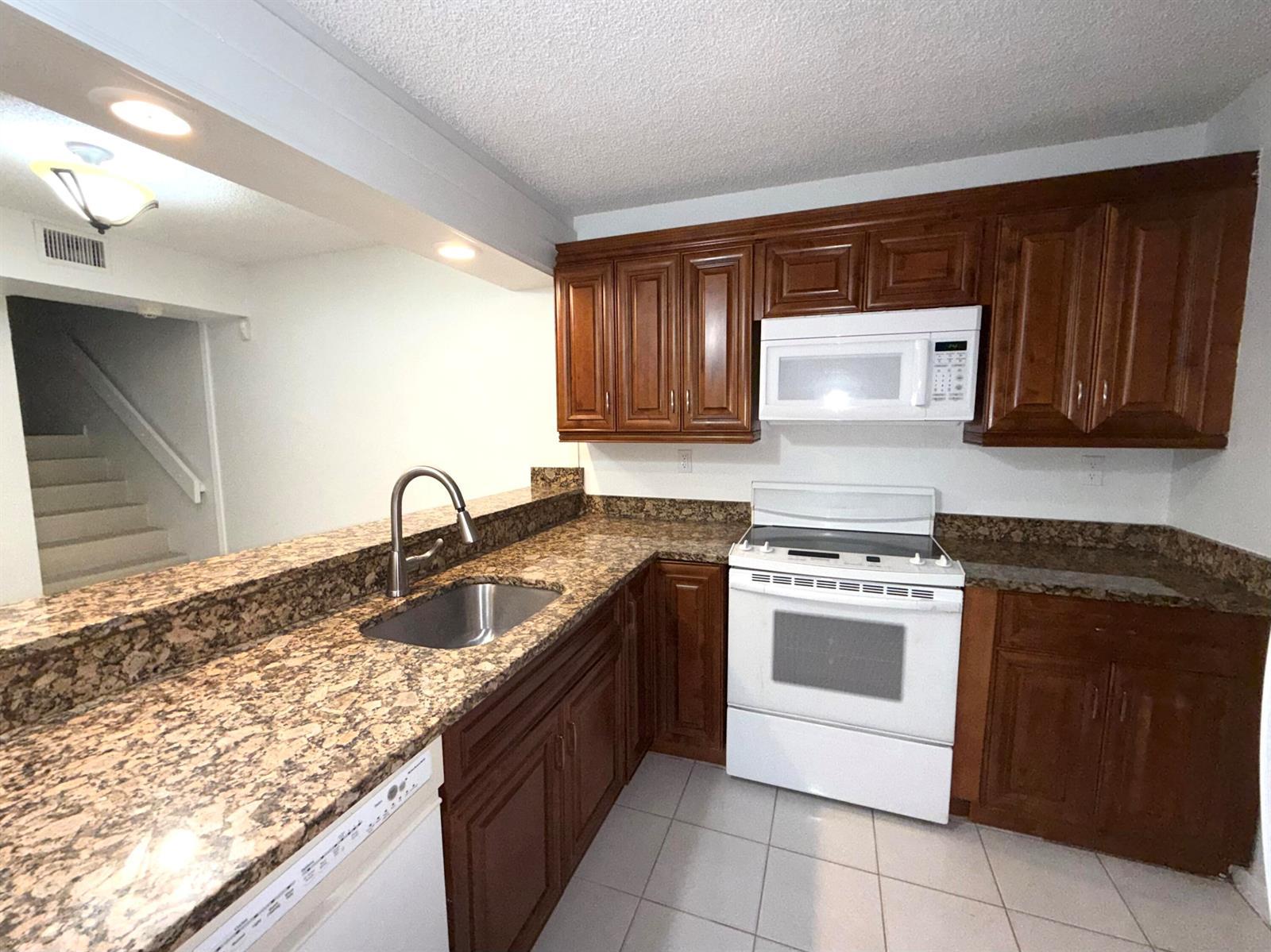 3757 Victoria Drive, West Palm Beach FL 33406 photo 3