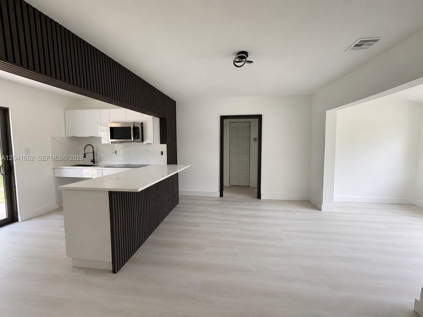 811 NW 65th St, Miami FL 33150 photo 4