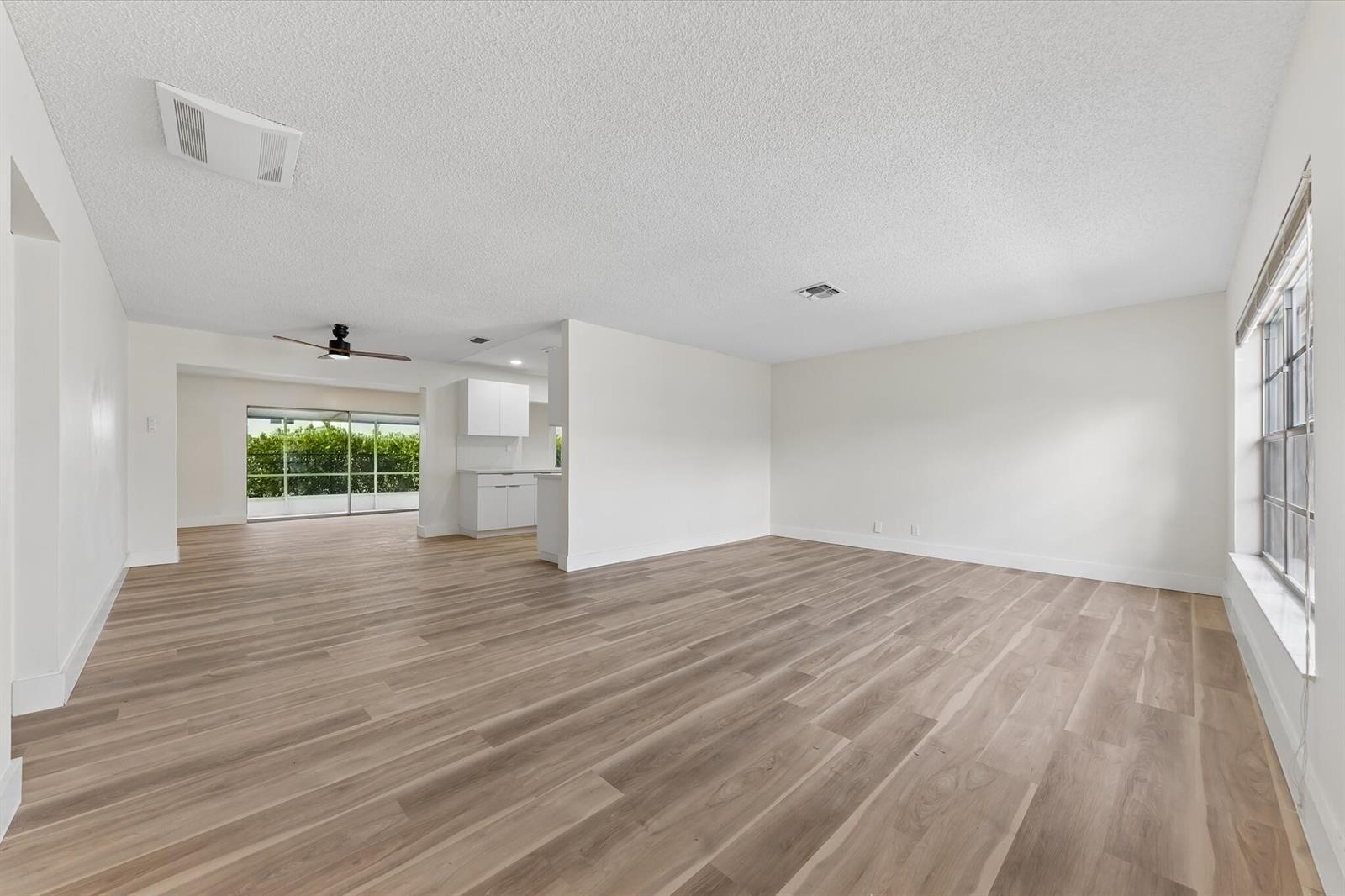 7198 E Pine Forest Cir Circle E, Lake Worth FL 33467 photo 5