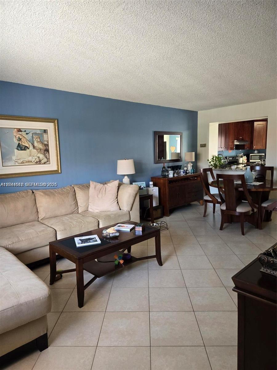 2174 W 60th St # 17205, Hialeah FL 33016 photo 2